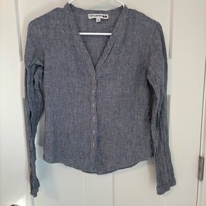 Uniqlo Linene Button-Down Blouse